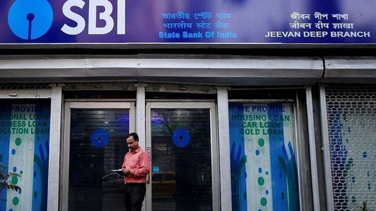 भारतीयों पर मंडरा रहा बड़ा खतरा, SBI समेत 18 बैंकों के ग्राहक हो सकतें हैं कंगाल....ऐसे रहे  सावधान